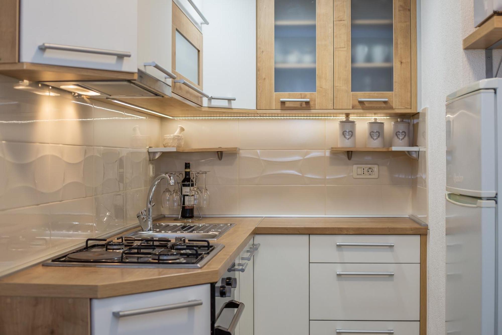 Apartmani Lovrenco Krvavica Kültér fotó