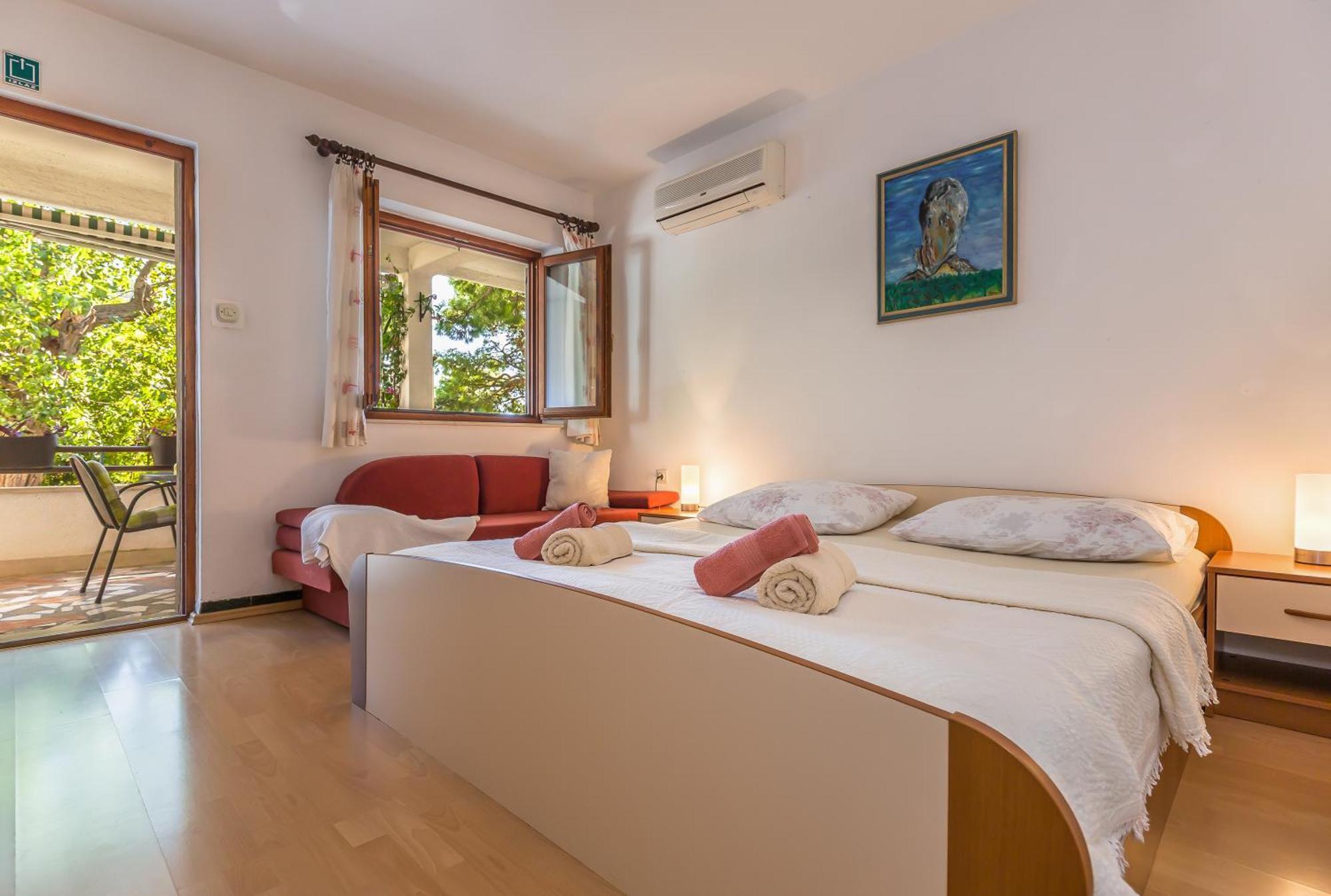 Apartmani Lovrenco Krvavica Kültér fotó