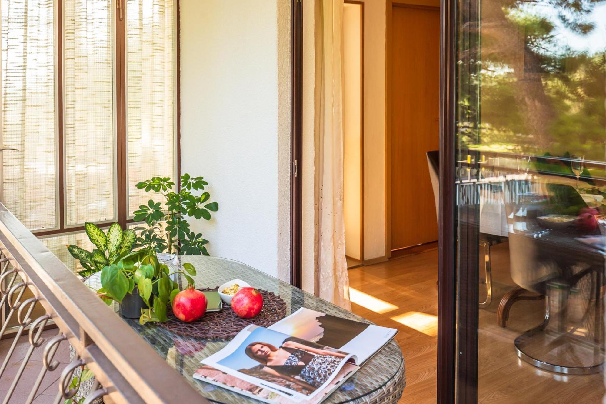 Apartmani Lovrenco Krvavica Kültér fotó